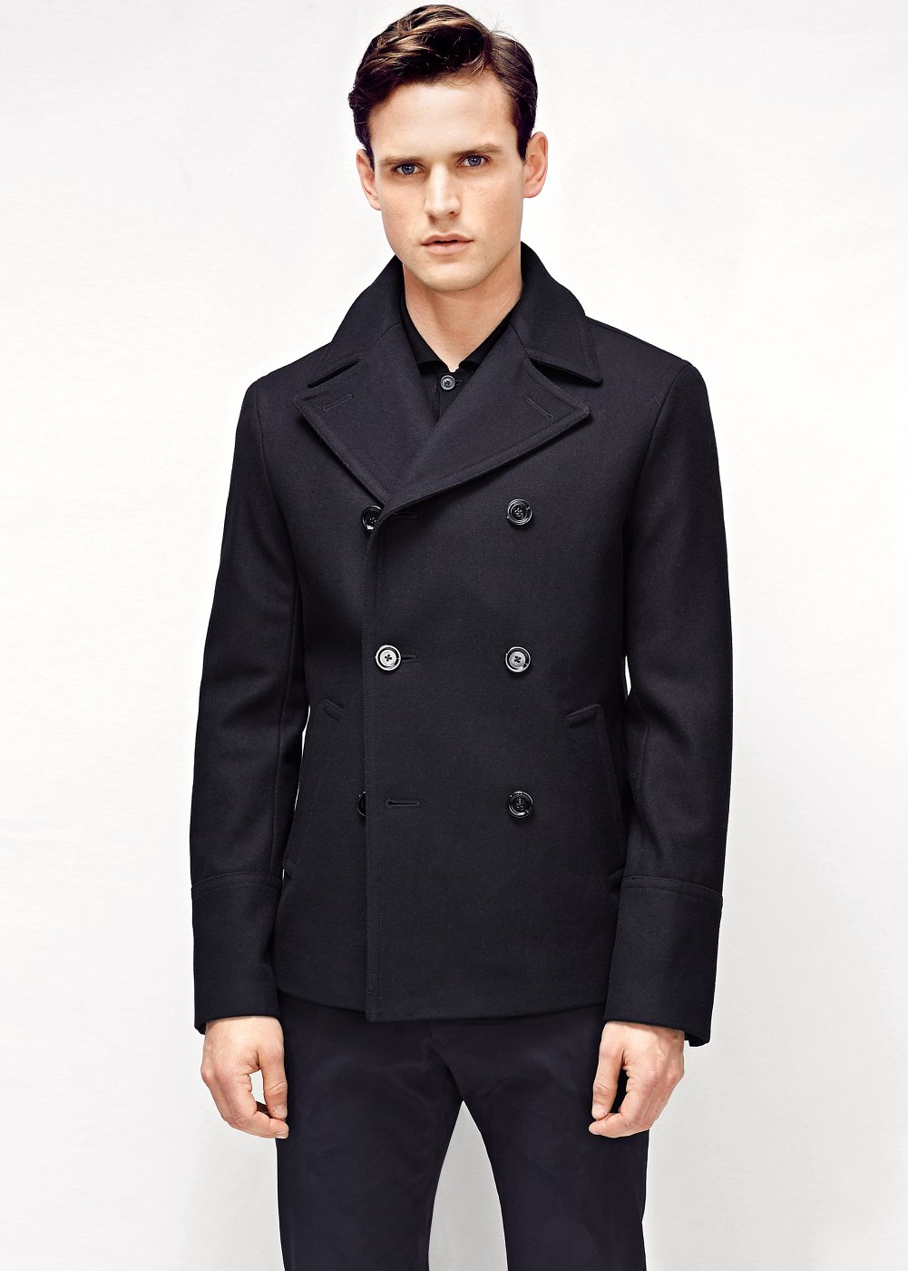 Короткое двубортное пальто мужское